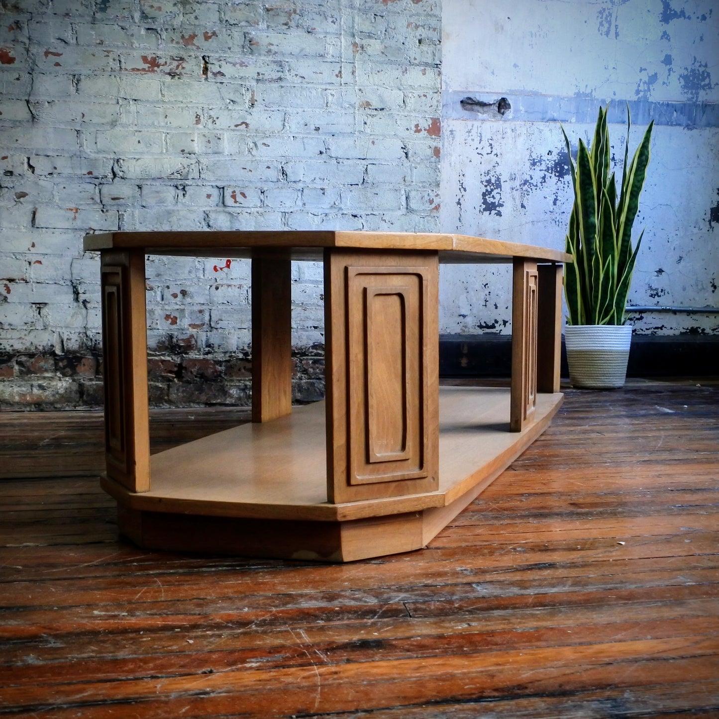 Broyhill Sculptura Coffee Table (w Restored Top)