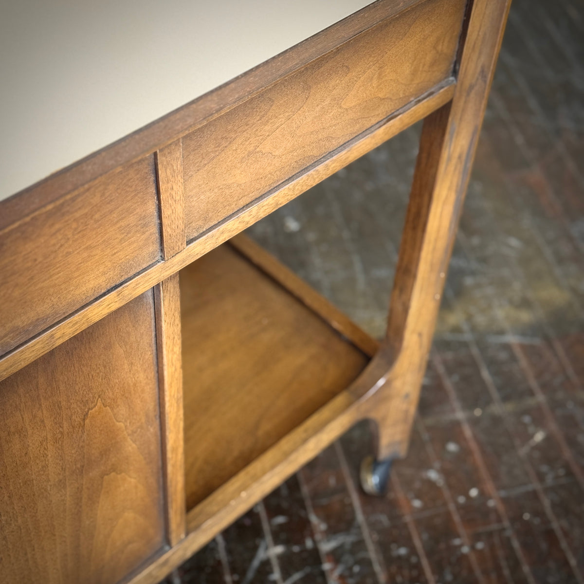 Broyhill Brasilia Bar Cart