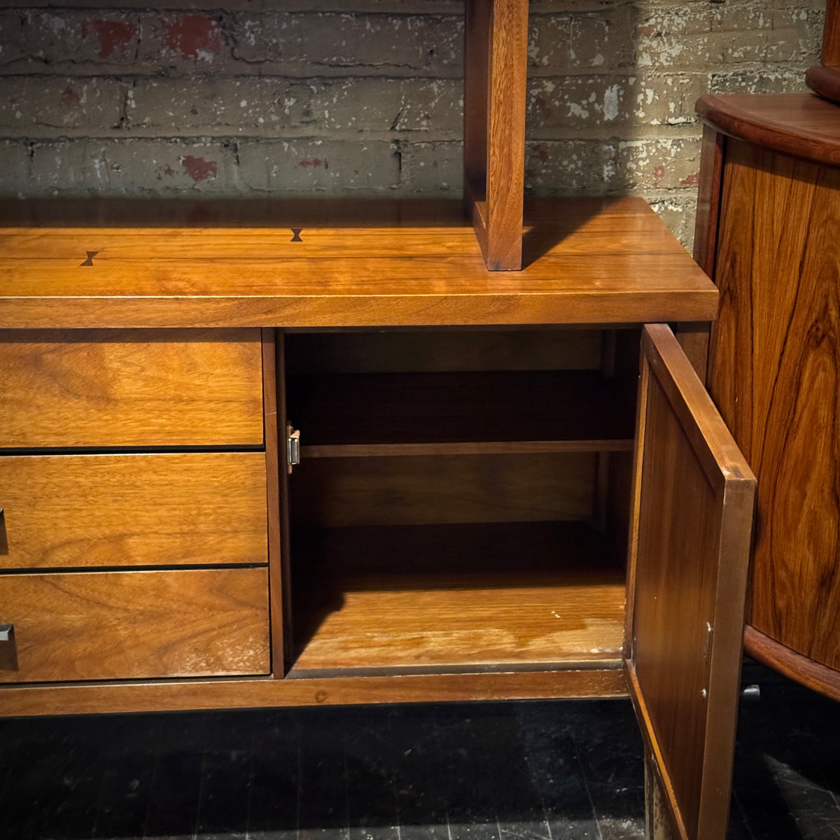 Lane Tuxedo Two-Piece Highboard