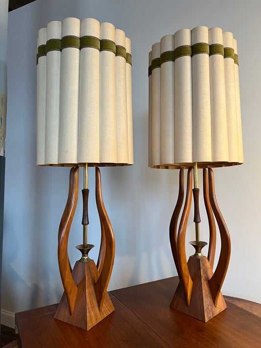 VH Woolums Pair of Walnut & Brass Table Lamps