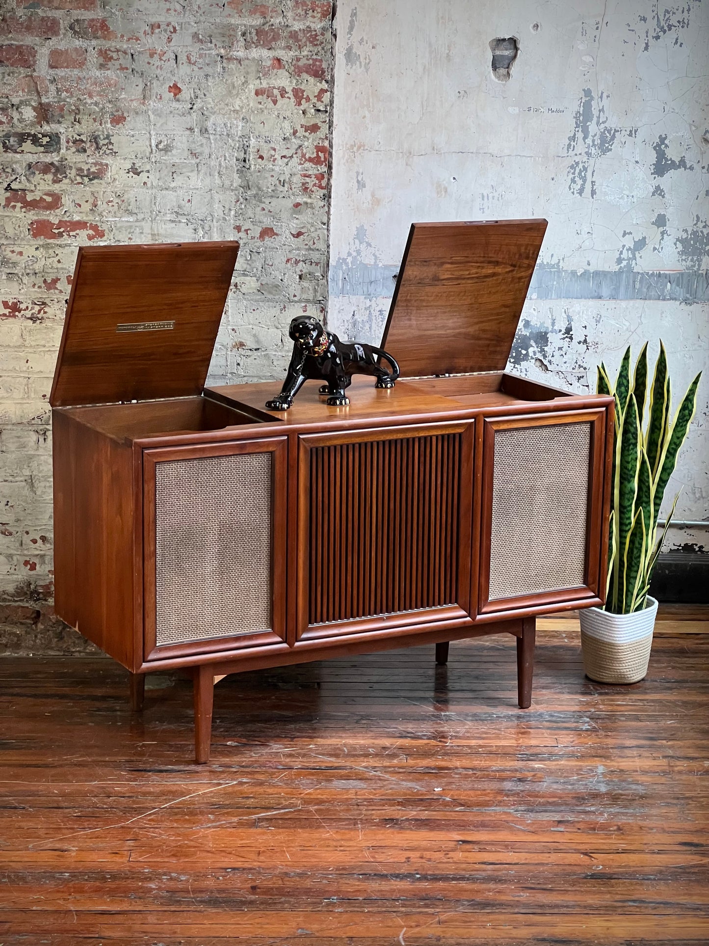 Motorola SK32 Stereo Console by Drexel - Restoration Included