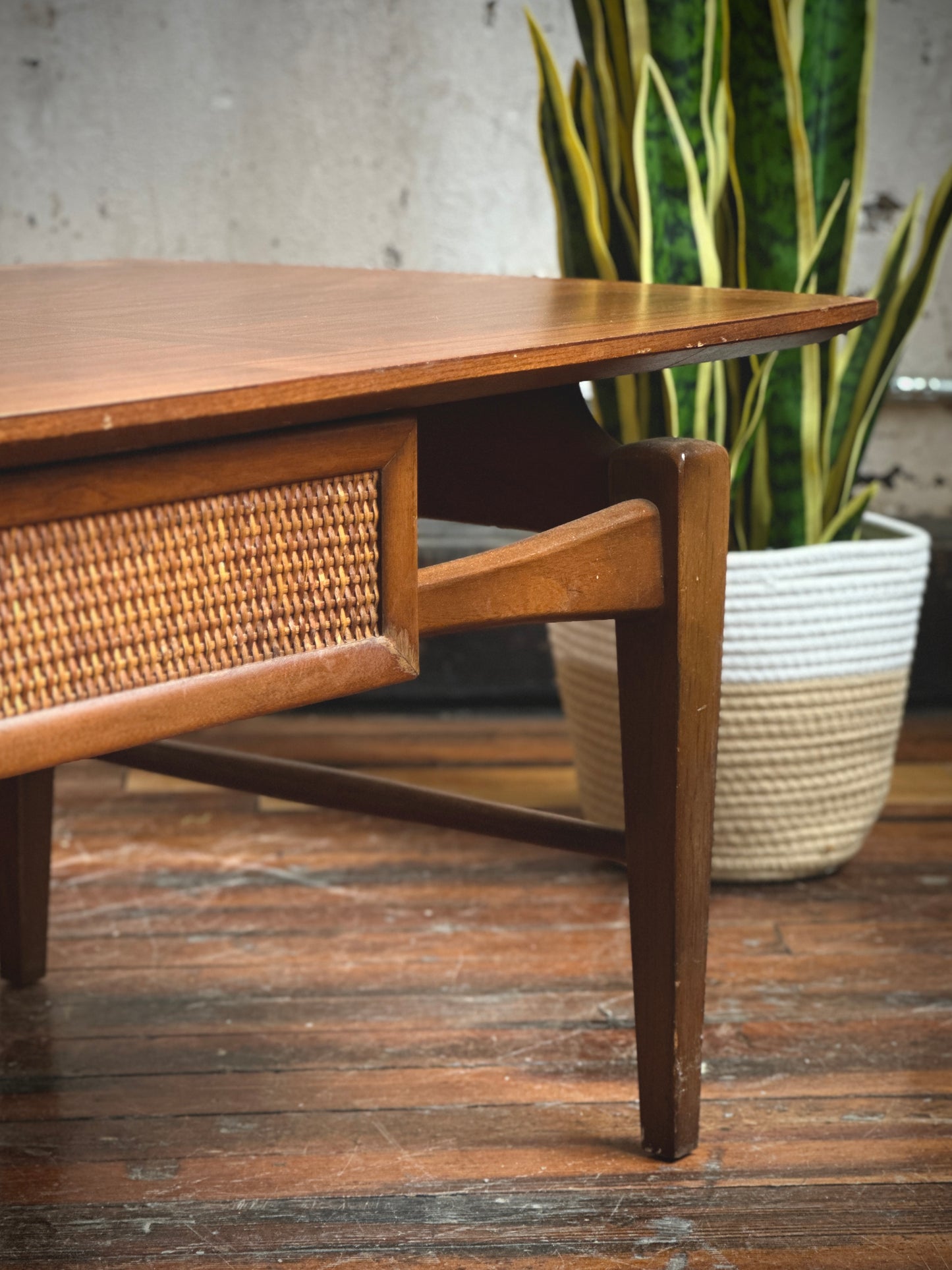 Lane Esteem Coffee Table