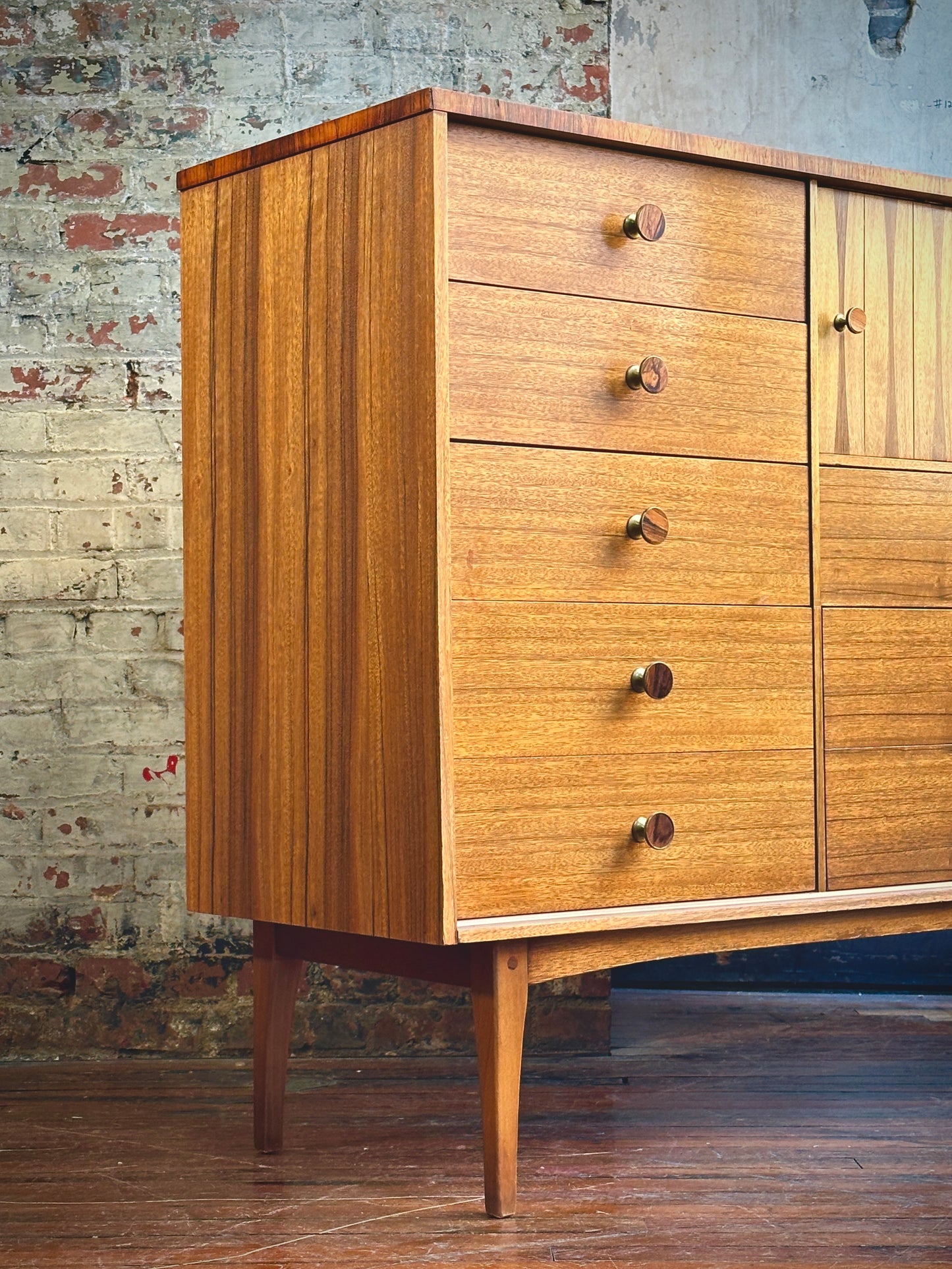 Lane Adventure Collection Oversized Magna-Style Chest