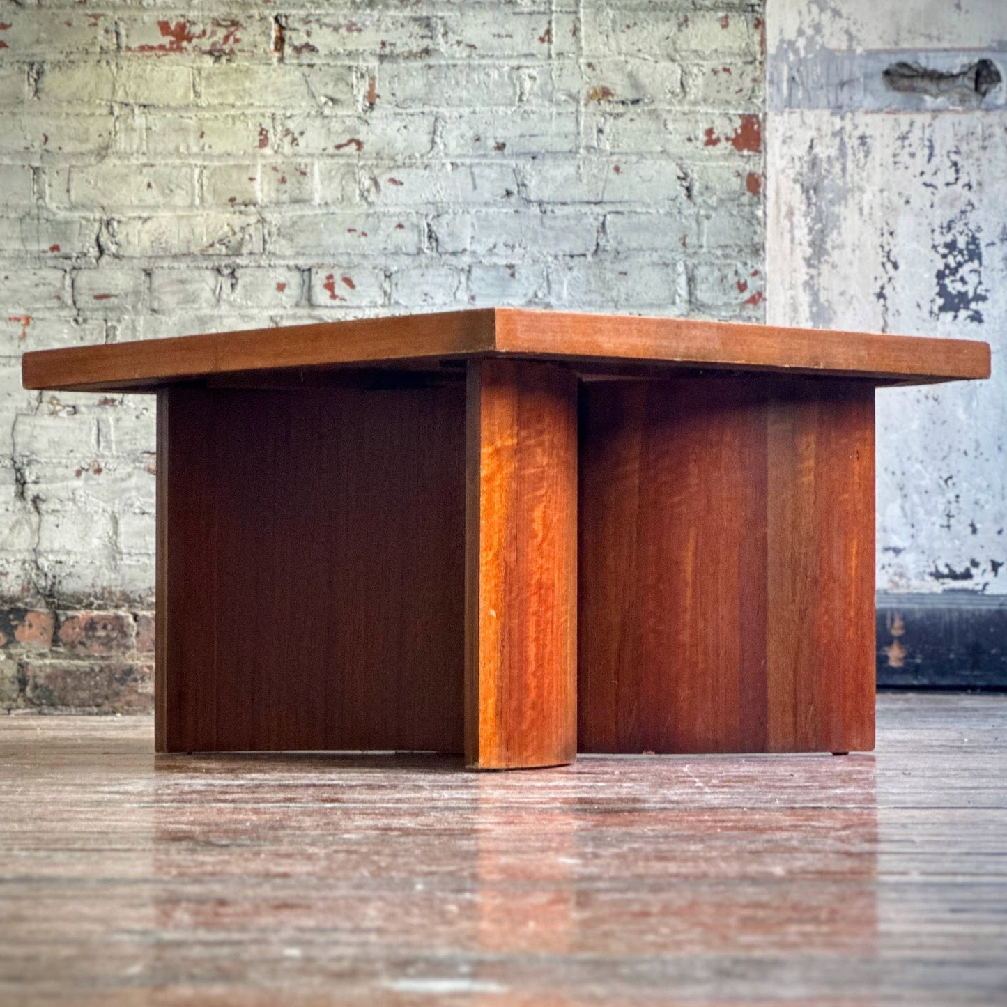 Kroehler MCM Sculpted Base Side Tables (Pair)