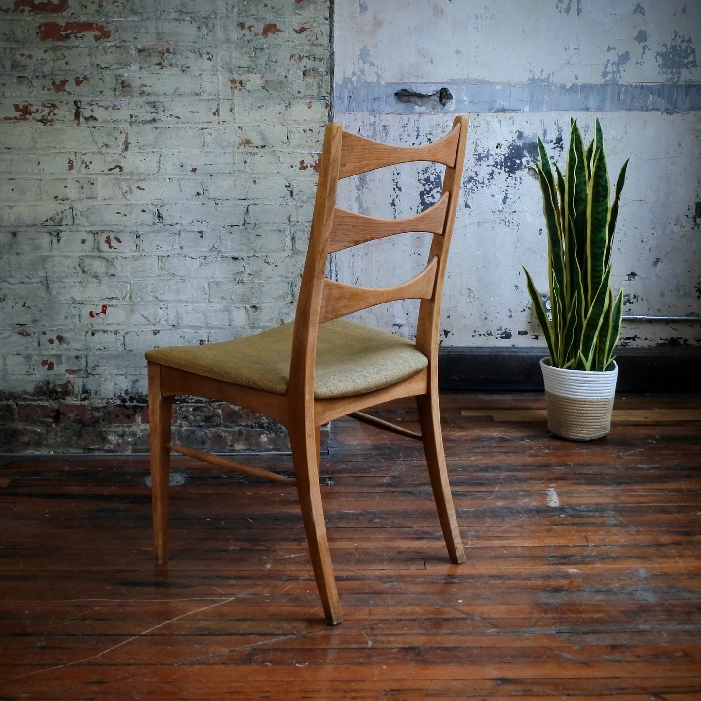 Lane Rhythm Mid Century Modern Set of 4 Chairs with Restoration Included