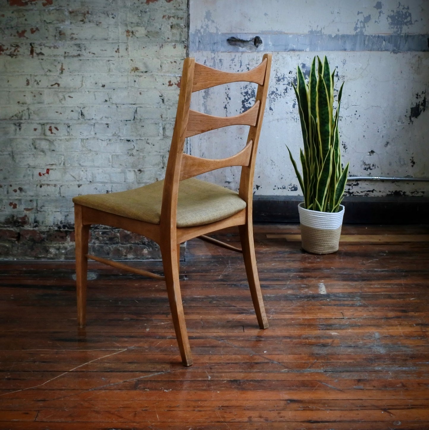 Lane Rhythm Mid Century Modern Set of 4 Chairs with Restoration Included