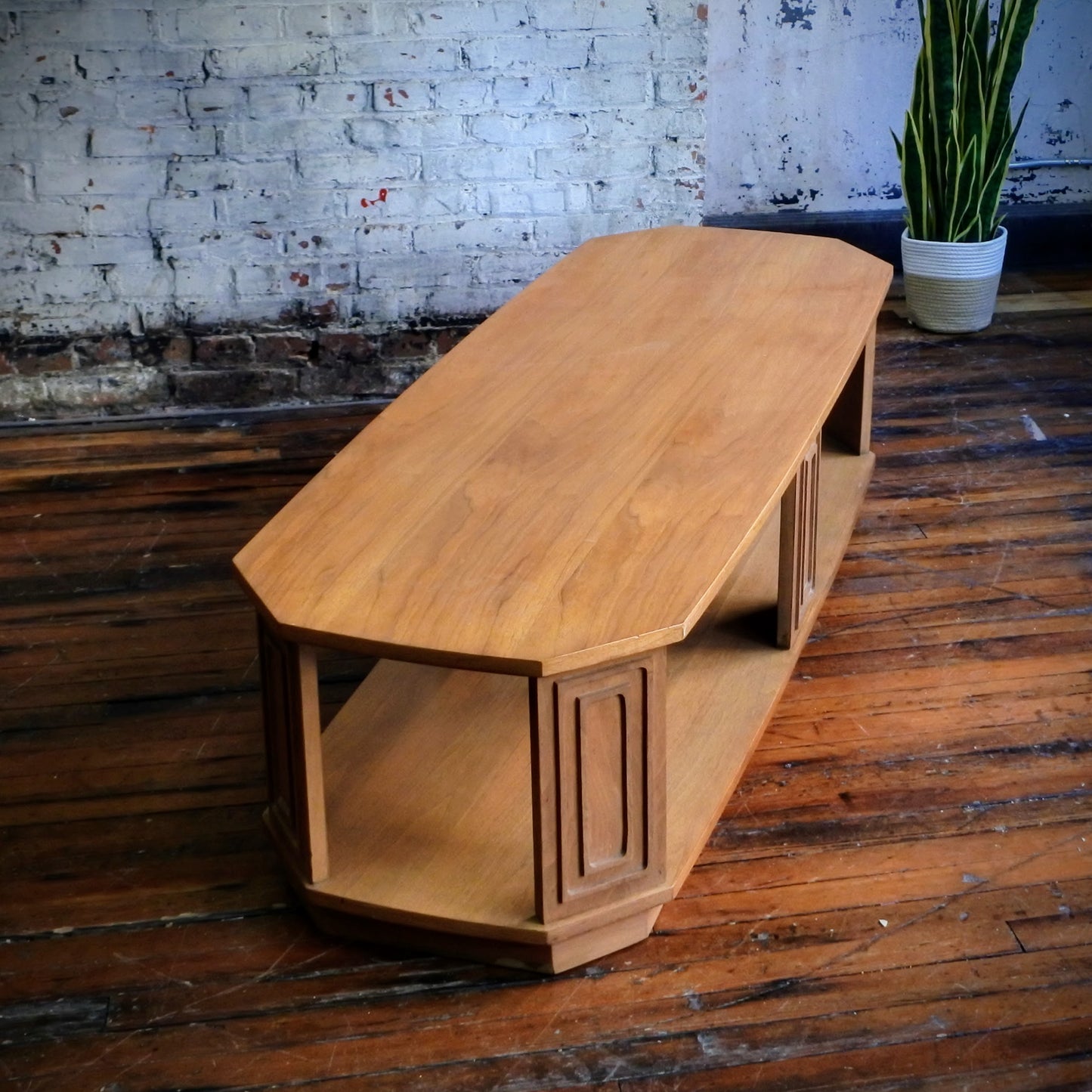 Broyhill Sculptura Living Room Set w Coffee Table & Pair of Side Tables