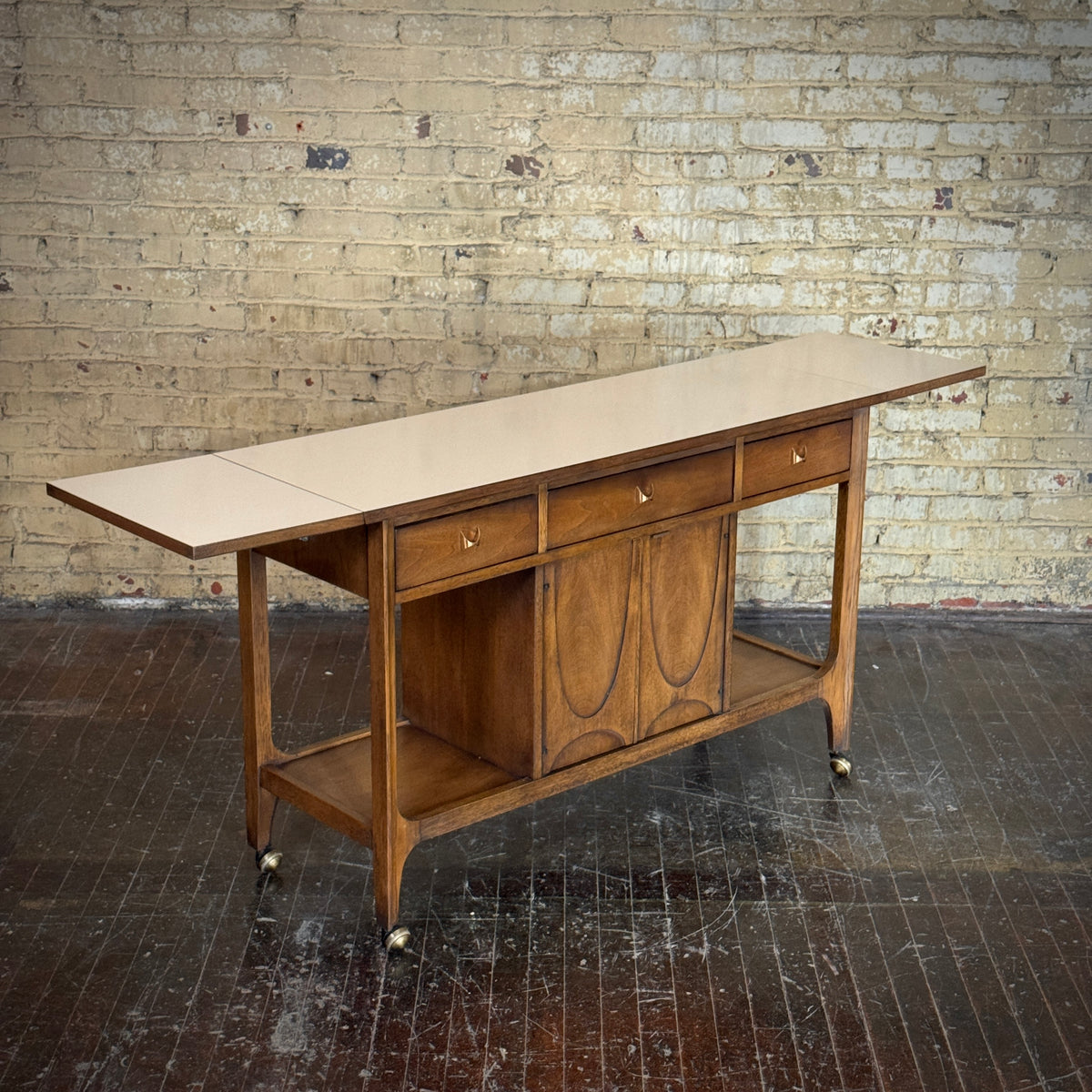 Broyhill Brasilia Bar Cart