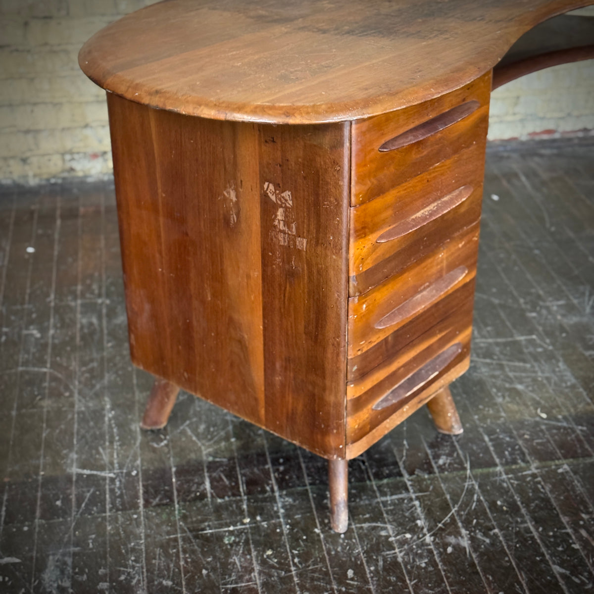 Bissman Kidney Bean Solid Walnut Desk