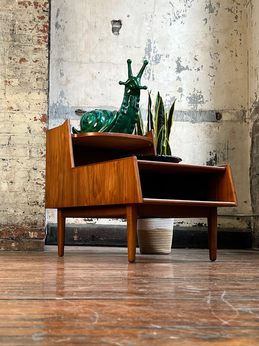 Drexel Declaration End Table