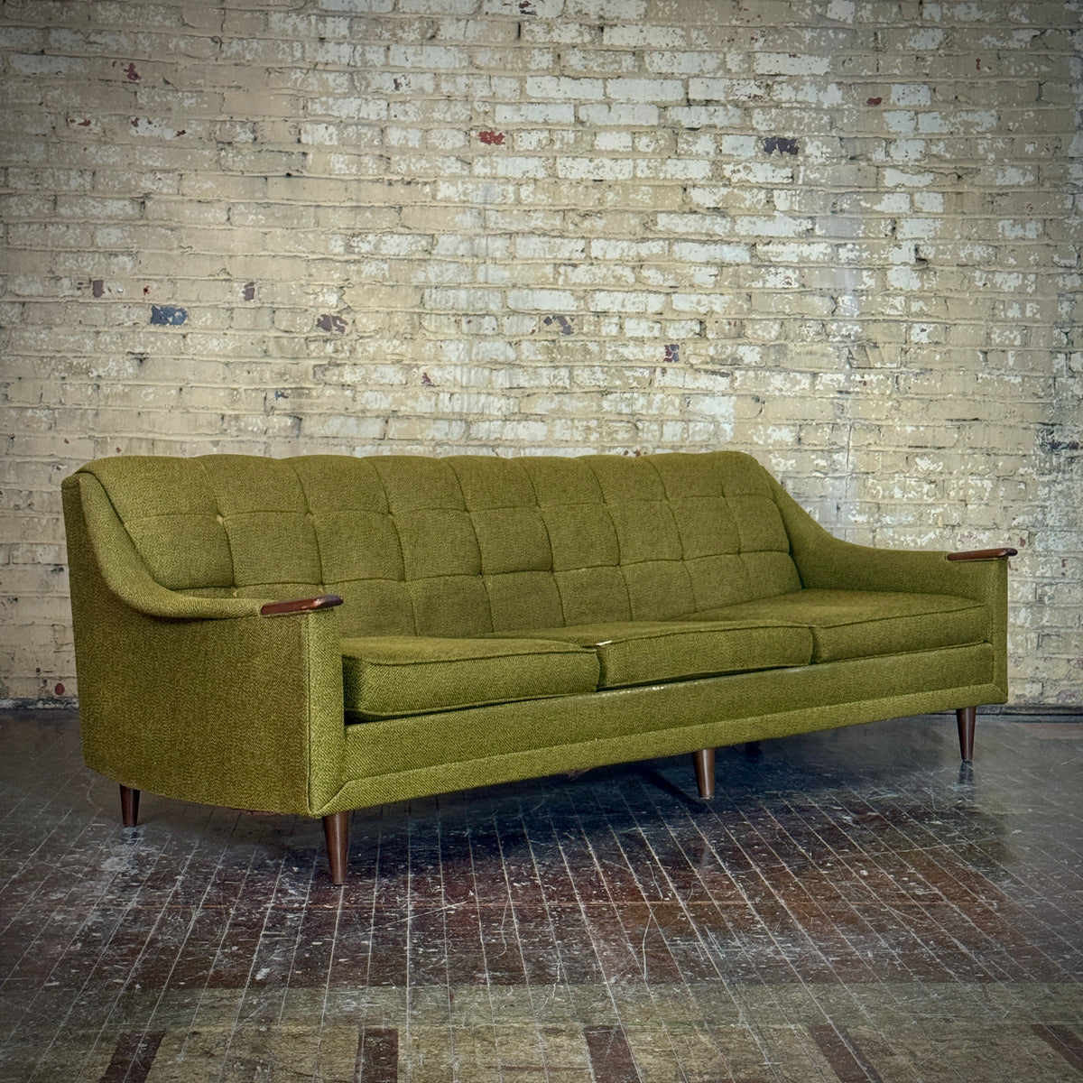 Kroehler Avant Sofa (YOU customize!)