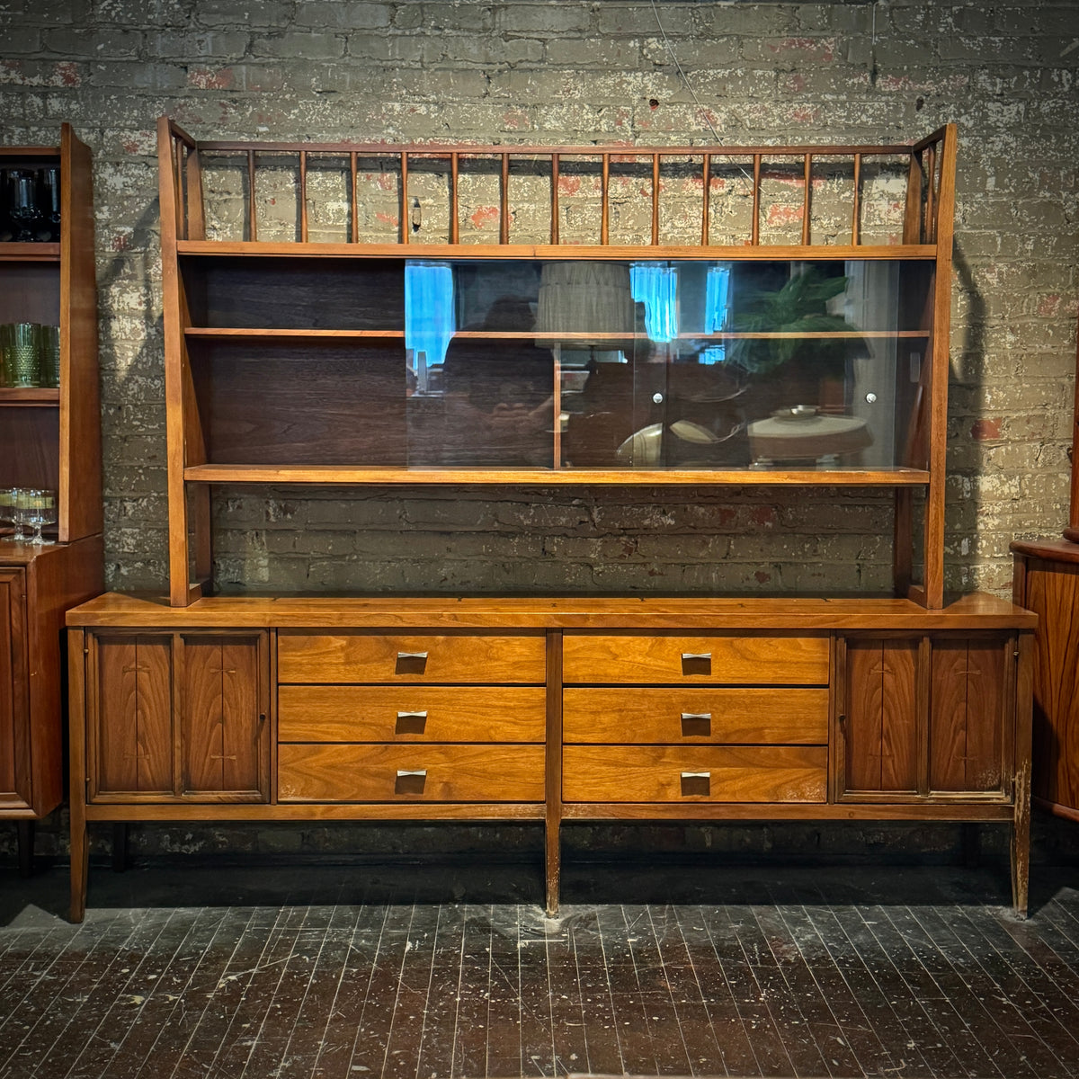 Lane Tuxedo Two-Piece Highboard