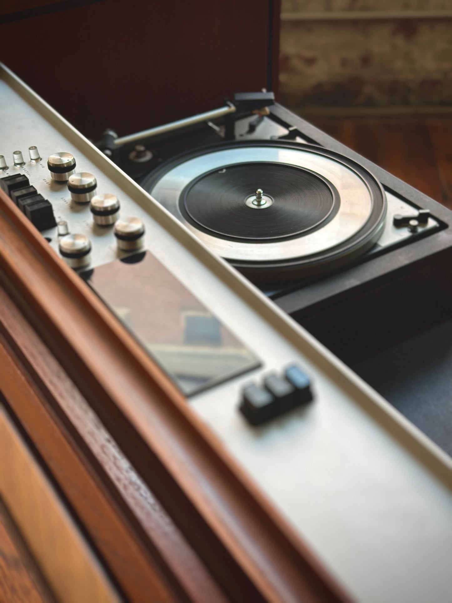 Electrohome 701 Retro-Engineered Stereo Console