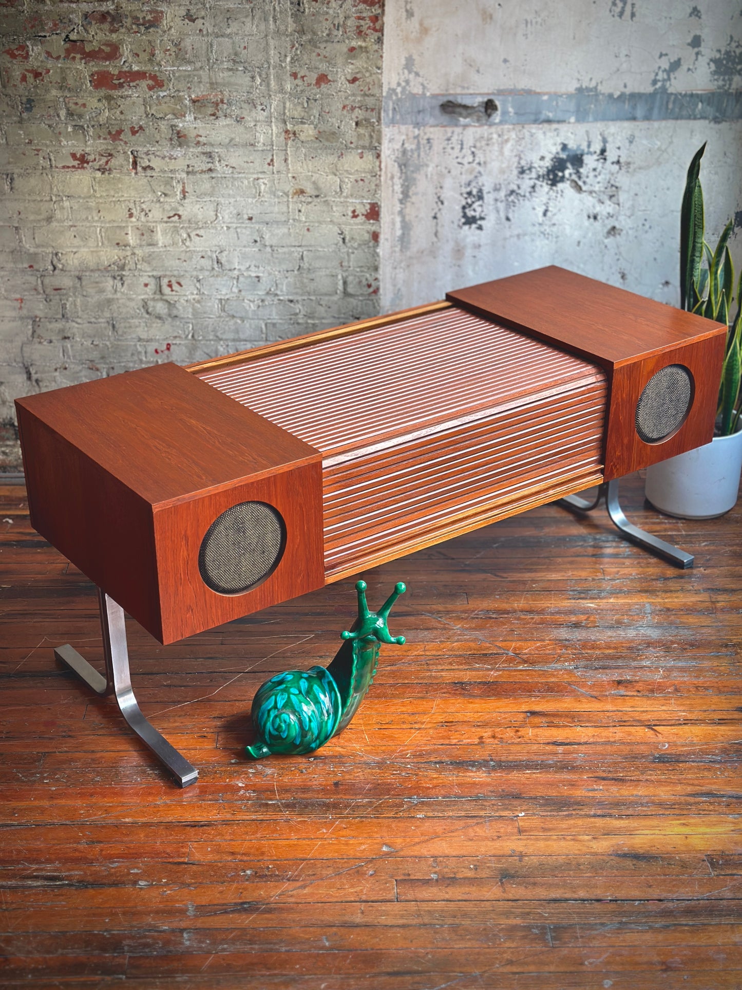 Electrohome 701 Retro-Engineered Stereo Console