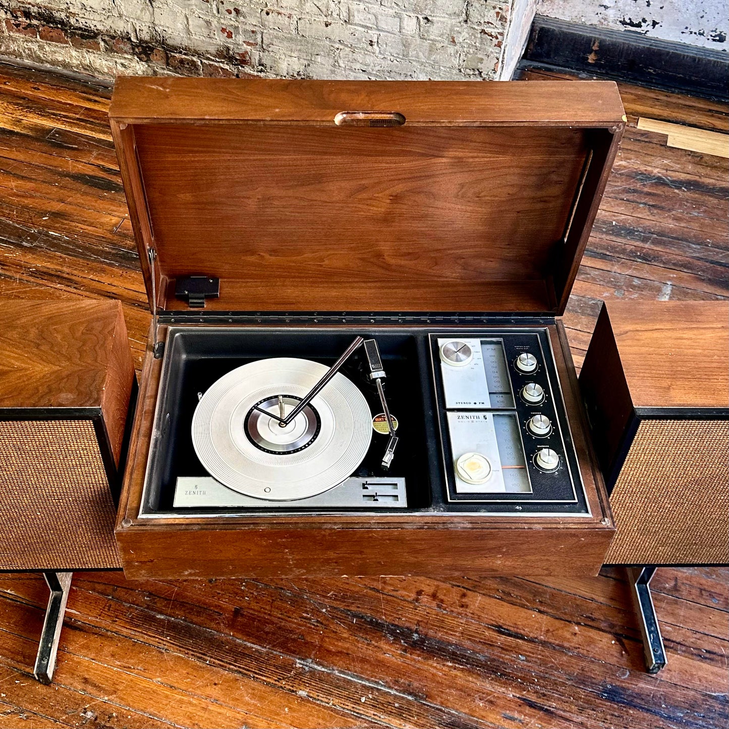 Zenith "The Trent" Rare Stereo Console - Restoration & RetroEngineering Included