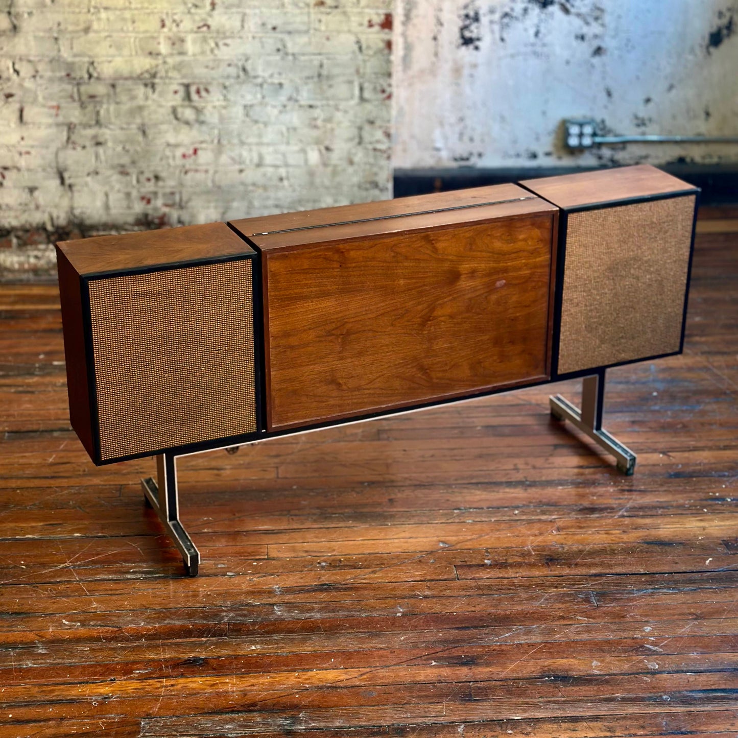 Zenith "The Trent" Rare Stereo Console - Restoration & RetroEngineering Included