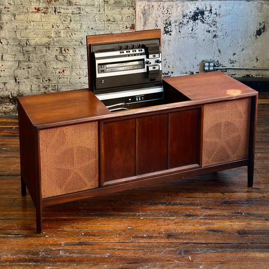 Motorola X100 Stereo Console - Restoration & RetroEngineering Included