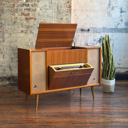 Normande Sterling German Console - Restoration & RetroEngineering Included